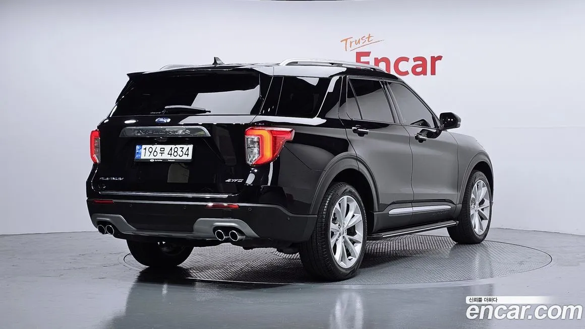 Ford Explorer 2023 из KR, фото 4