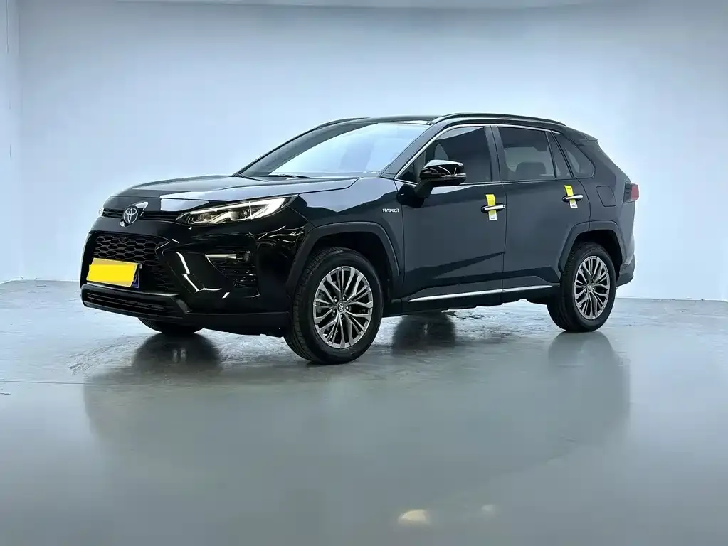 Toyota Wildlander — фото 1