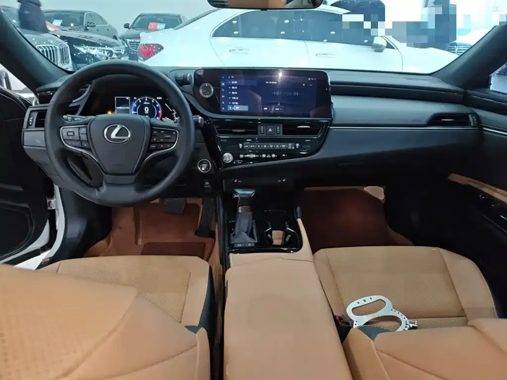 Lexus ES 2024 из CN, фото 8
