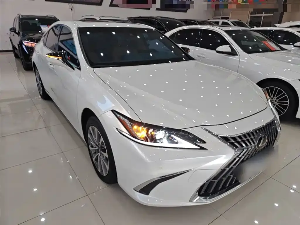 Lexus ES 2024 из CN, фото 4