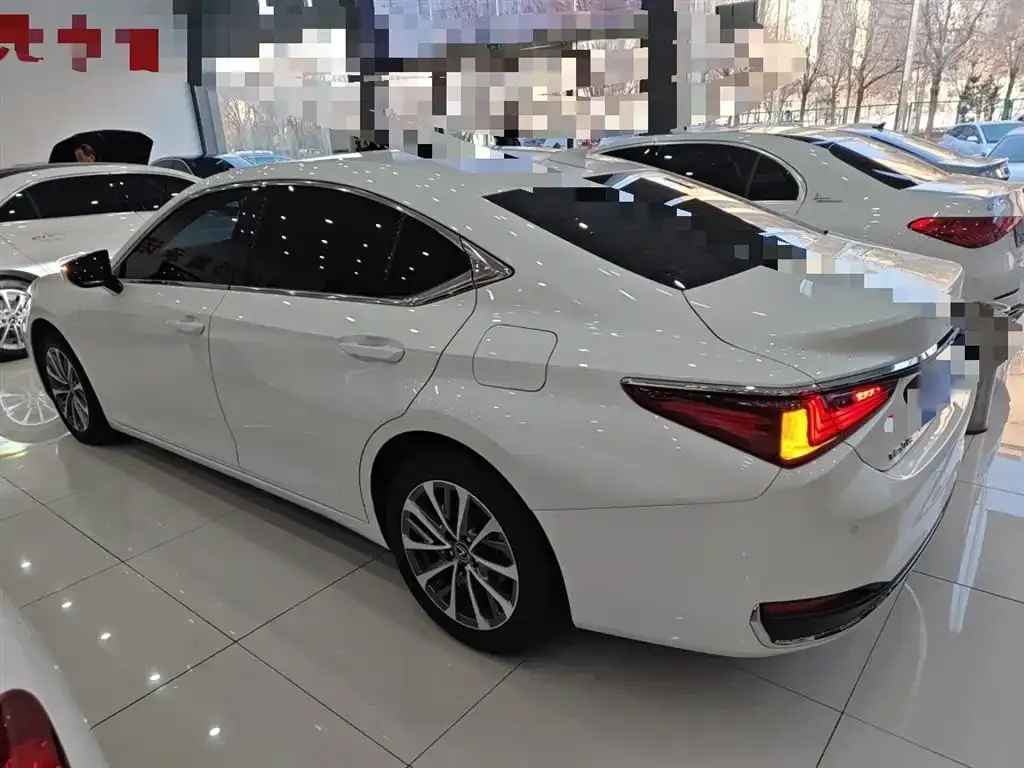 Lexus ES 2024 из CN, фото 6