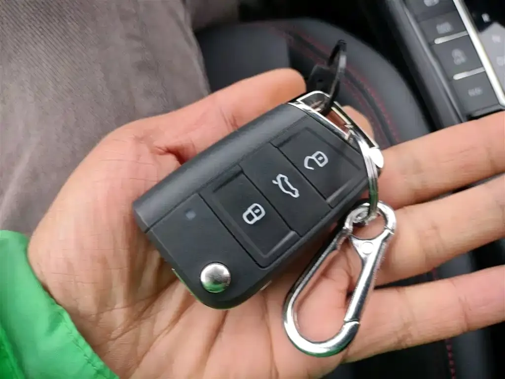 Volkswagen Lavida 2024 из CN, фото 2