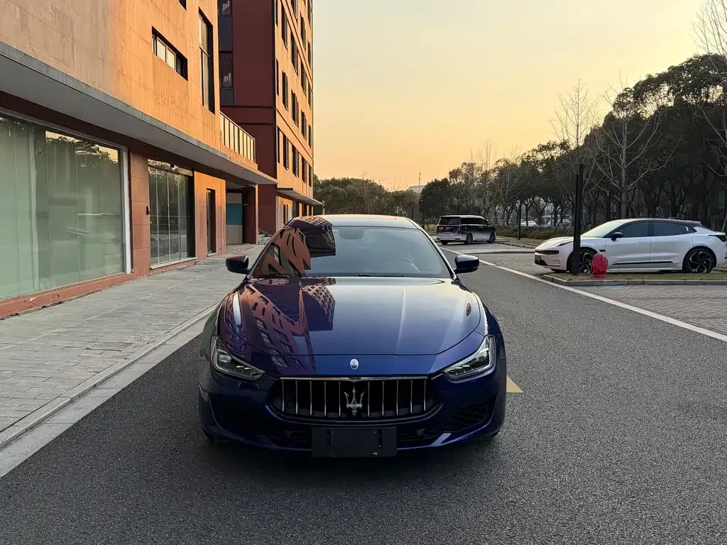 Maserati Ghibli — фото 7