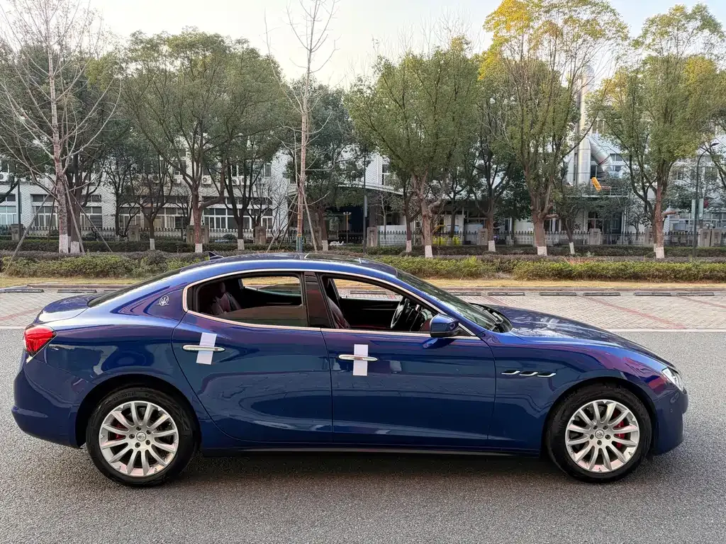 Maserati Ghibli — фото 9