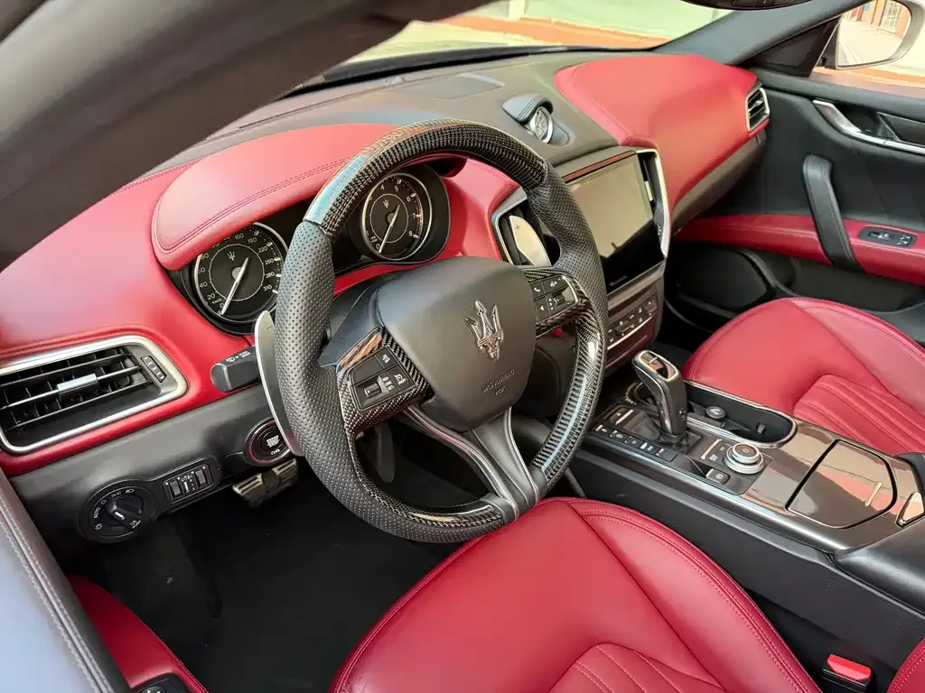 Maserati Ghibli — фото 8