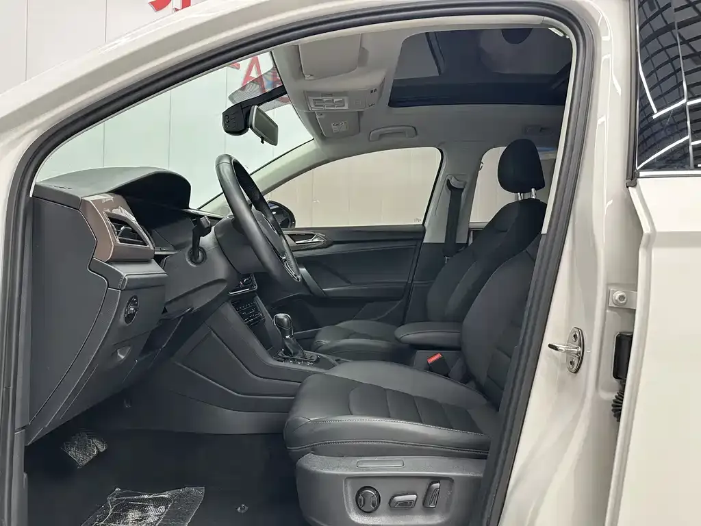Volkswagen Tharu 2021 из CN, фото 4