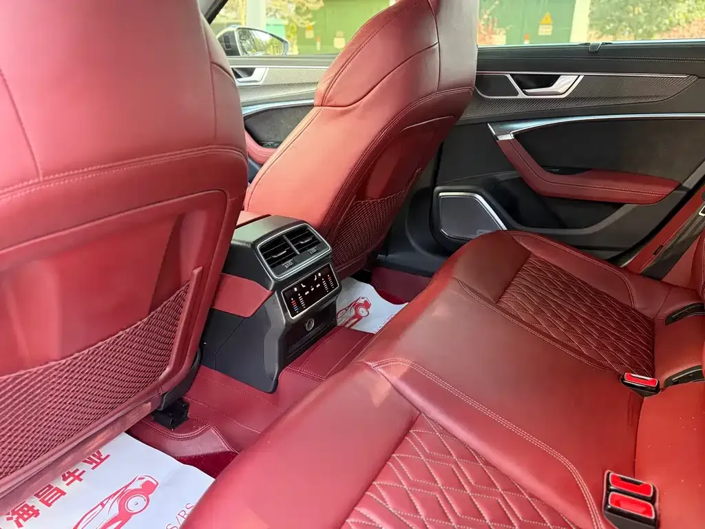 Audi S6 2021 из CN, фото 5