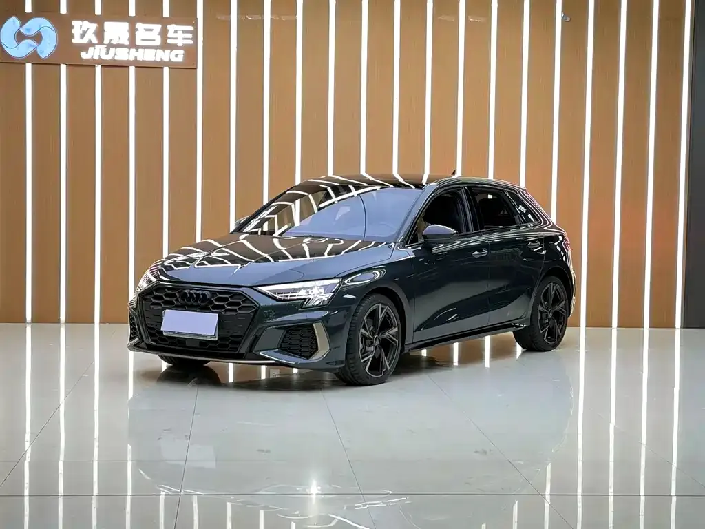 Audi A3 2024 из CN, фото 1