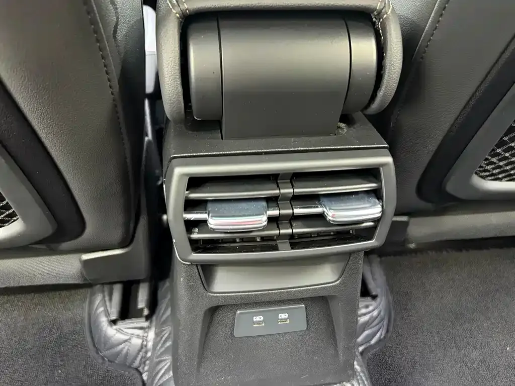 Audi A3 2024 из CN, фото 7