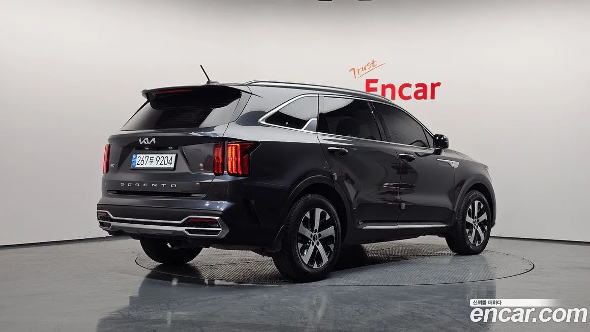 Kia Sorento — фото 5