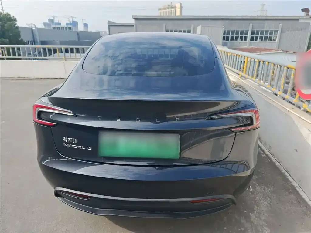 Tesla Model 3 2025 из CN, фото 2