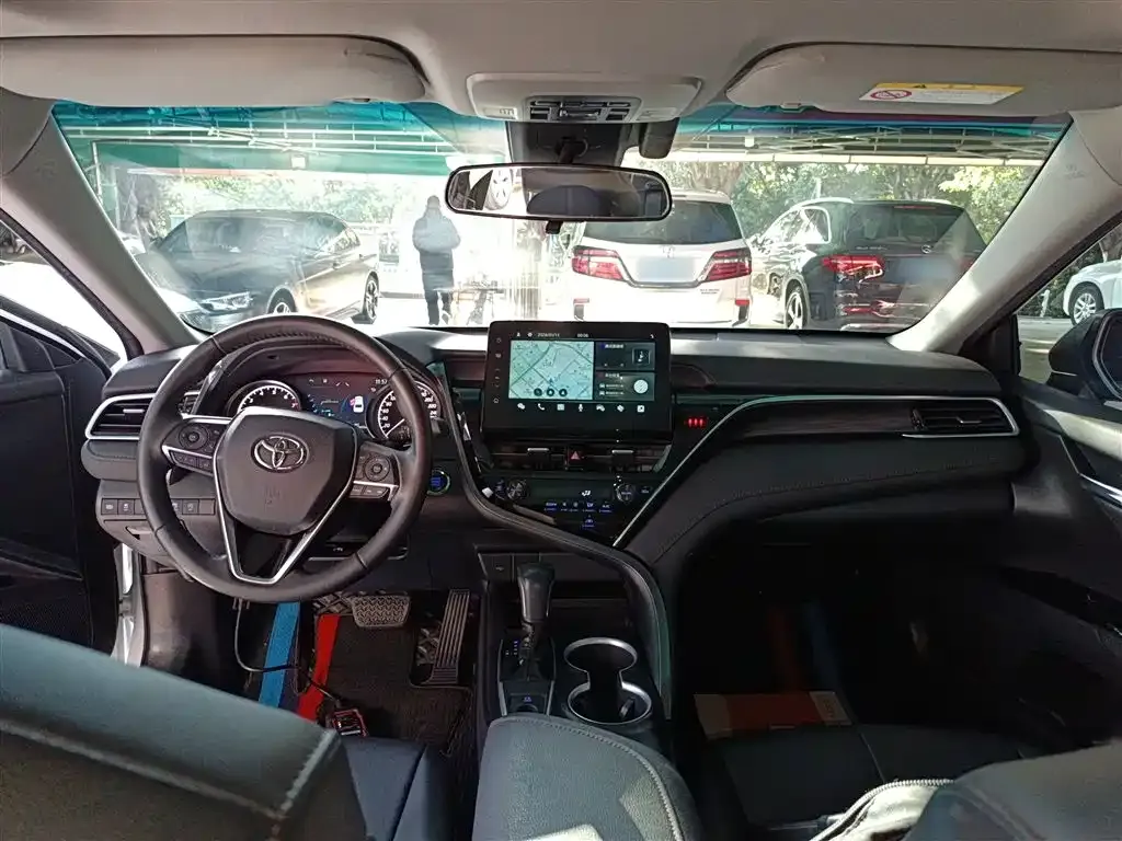 Toyota Camry 2023 из CN, фото 5