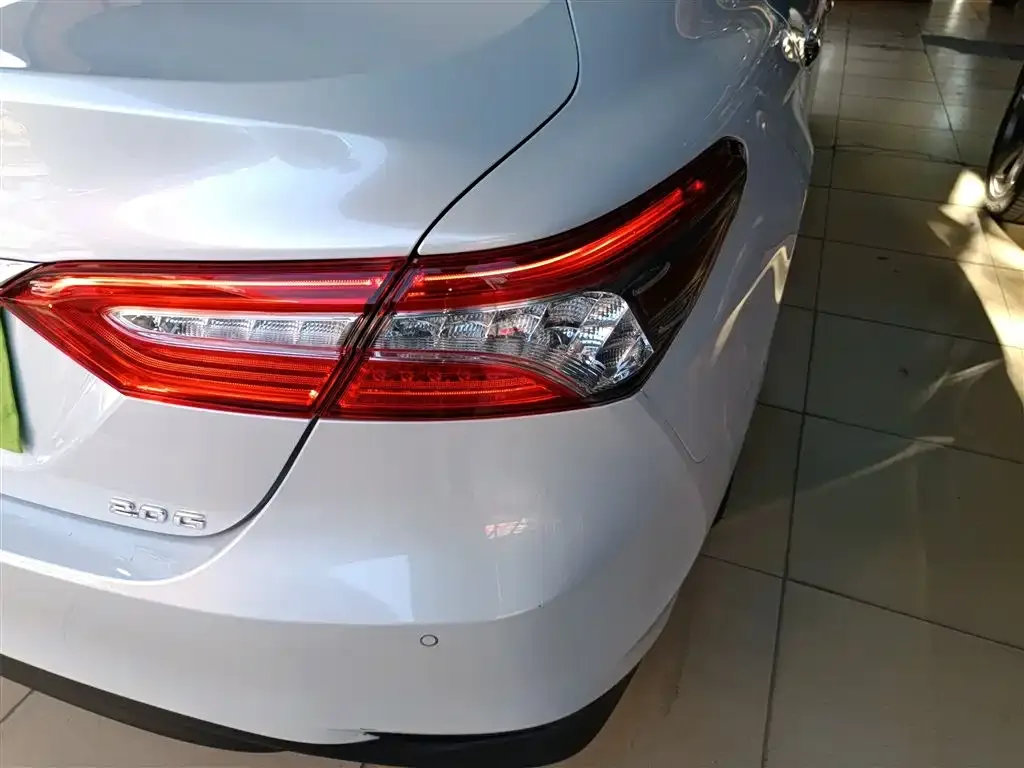 Toyota Camry 2023 из CN, фото 2