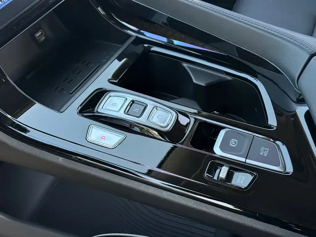 Hyundai Custo 2023 из CN, фото 7