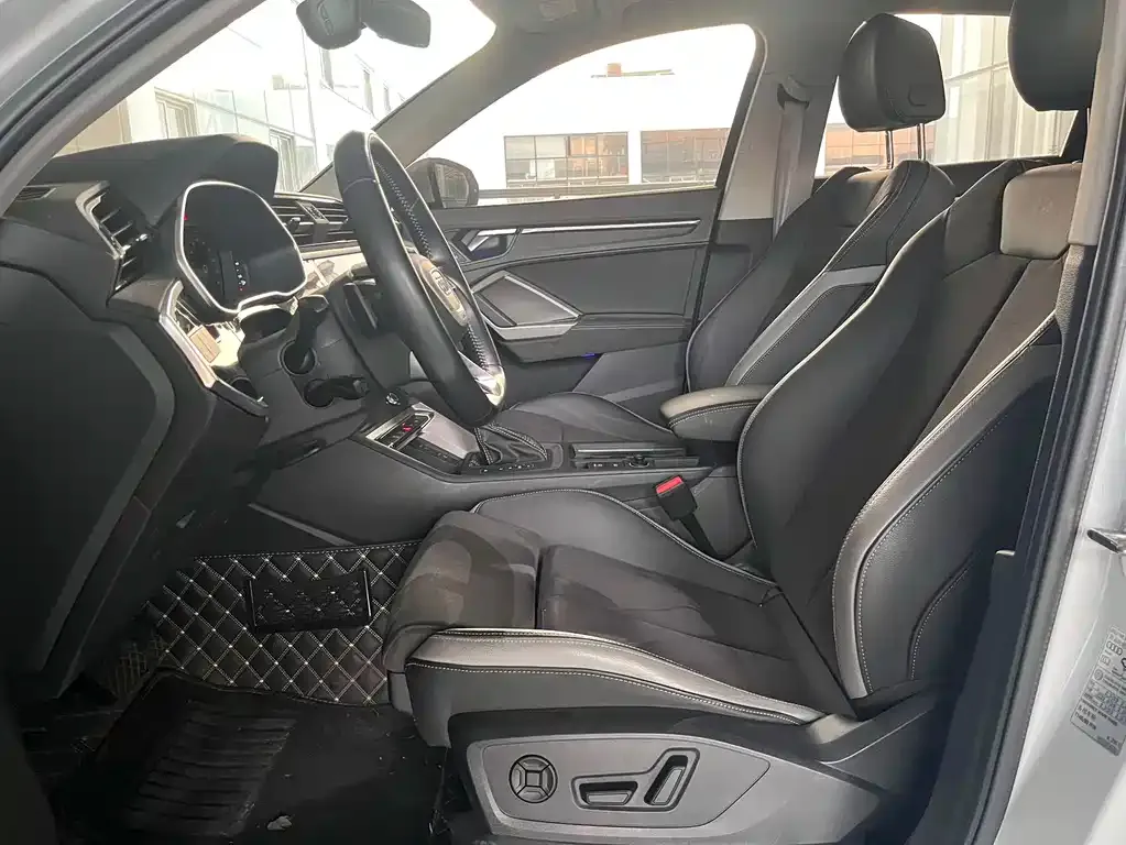 Audi Q3 2022 из CN, фото 6