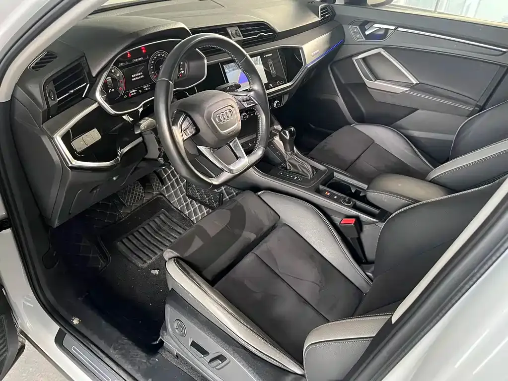Audi Q3 2022 из CN, фото 10