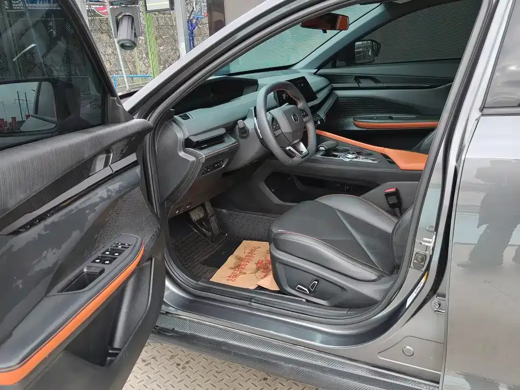 Changan UNI-V 2023 из CN, фото 5