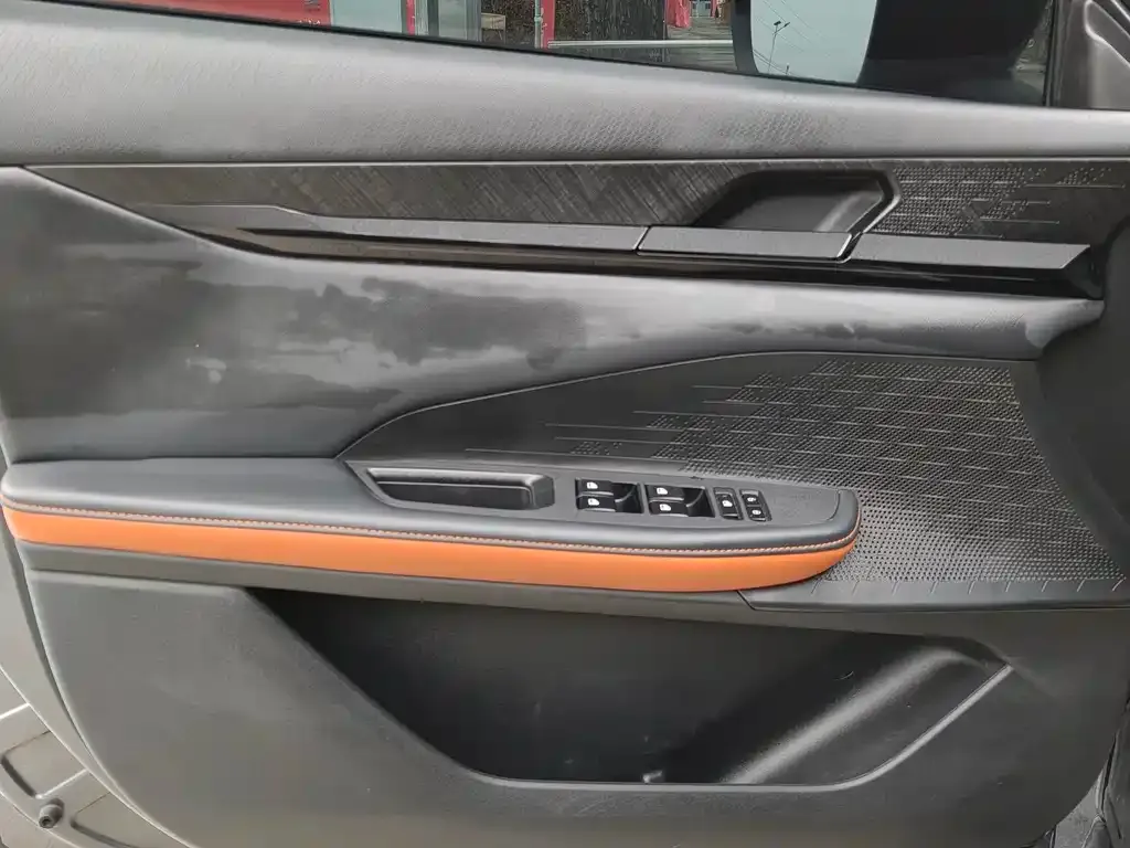Changan UNI-V 2023 из CN, фото 6