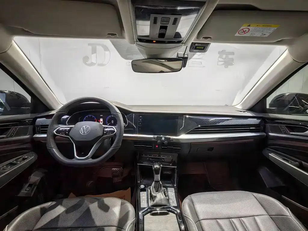 Volkswagen Passat 2024 из CN, фото 3