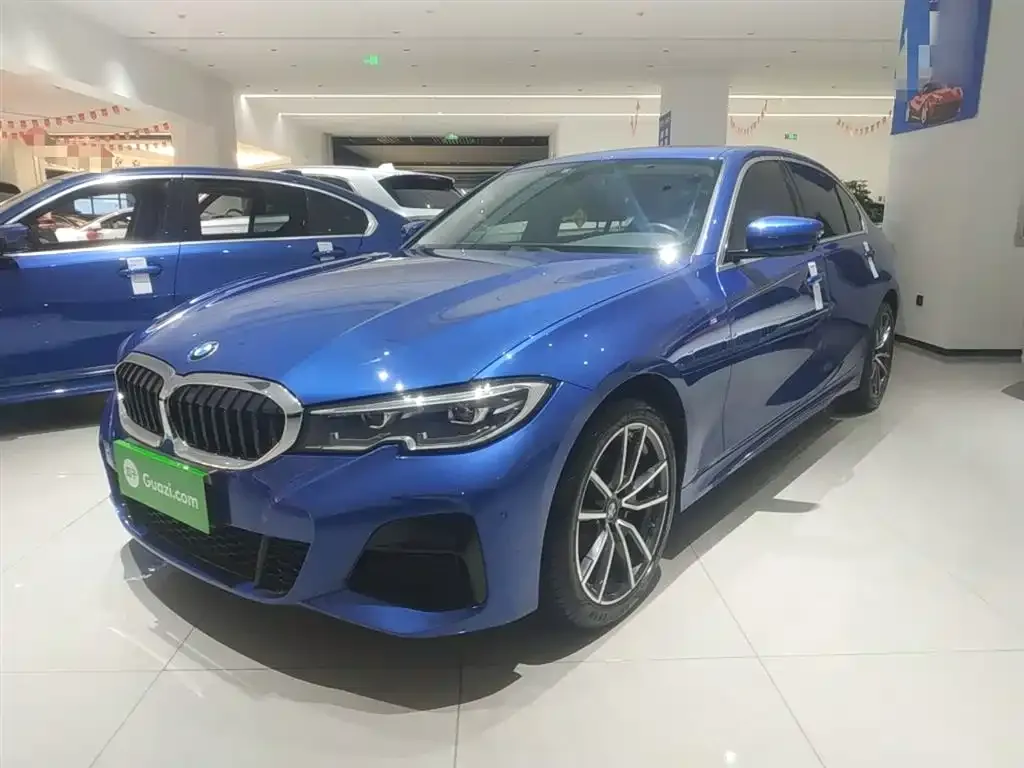 BMW 3 Series 2021 из CN, фото 1