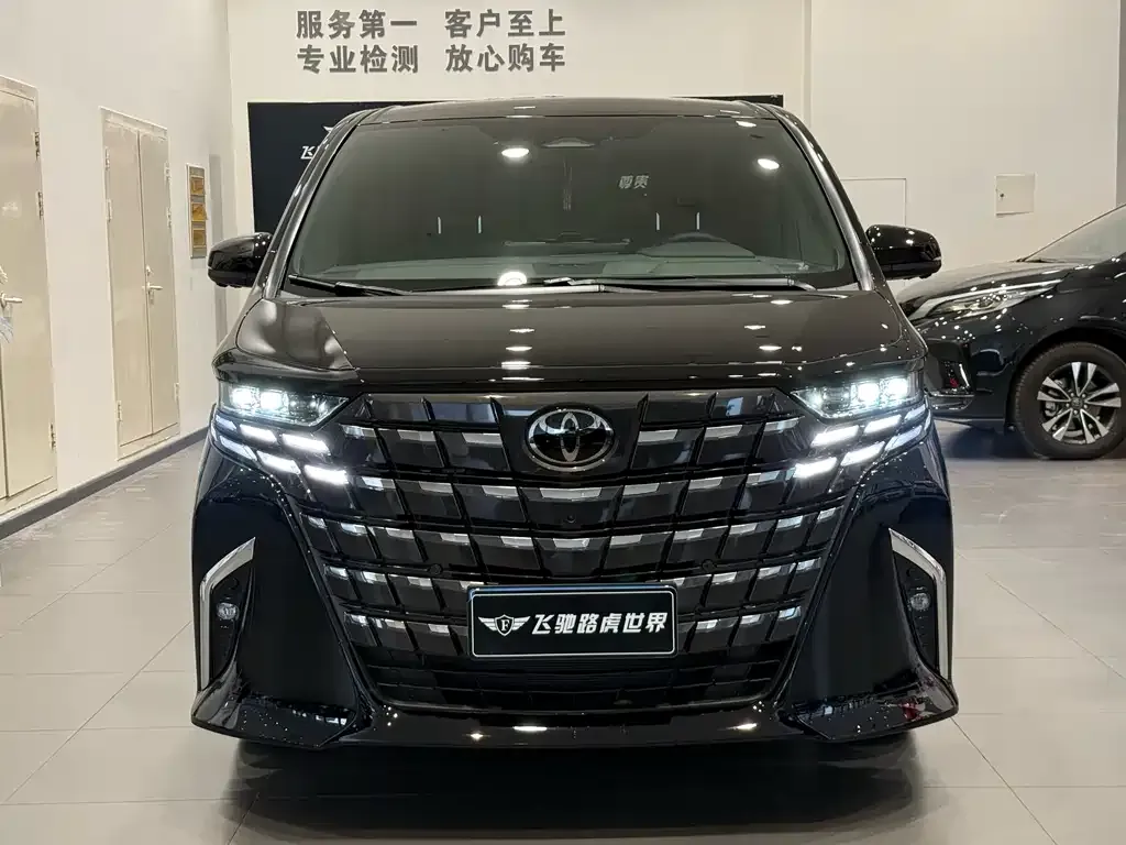 Toyota Alphard 2025 из CN, фото 6
