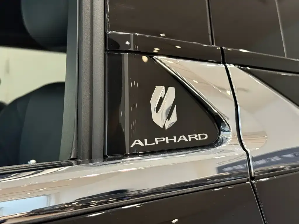 Toyota Alphard 2025 из CN, фото 3