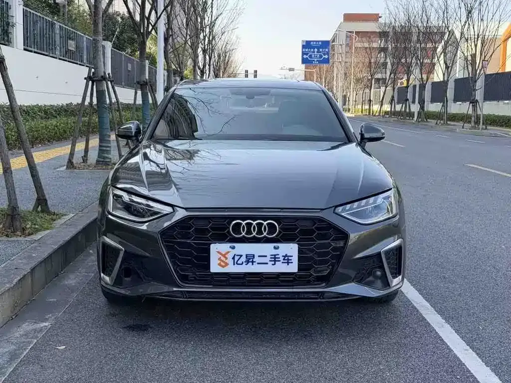 Audi A4L 2024 из CN, фото 7