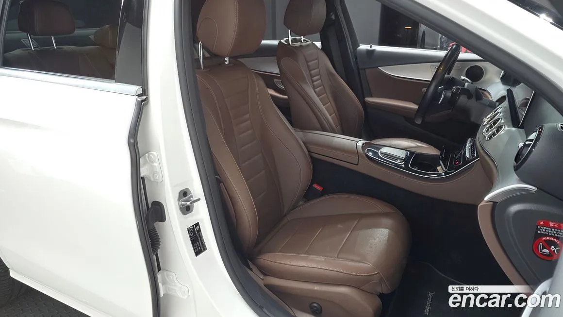 Mercedes-Benz E-Class 2021 из KR, фото 10
