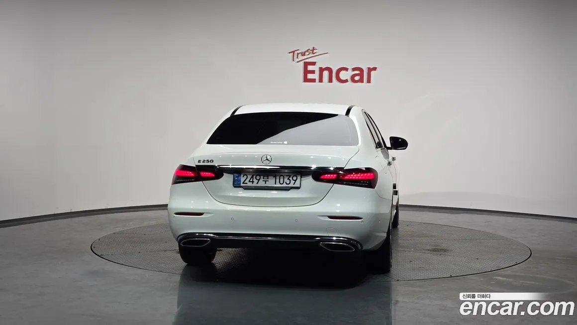 Mercedes-Benz E-Class 2021 из KR, фото 4