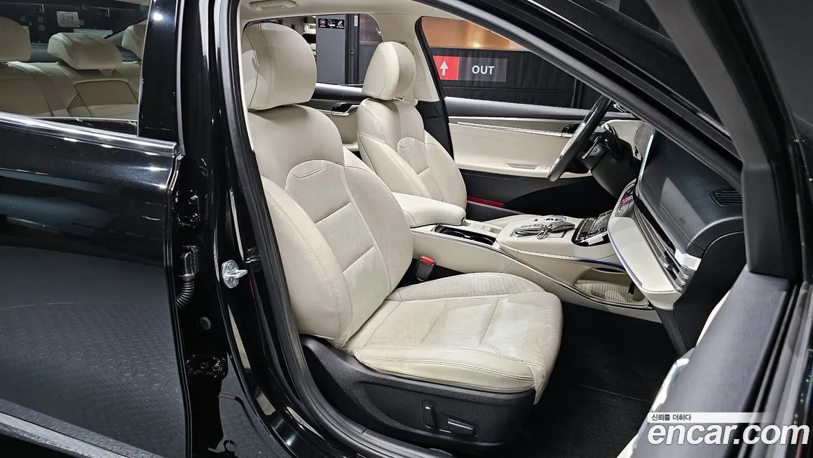 Hyundai Grandeur — фото 10