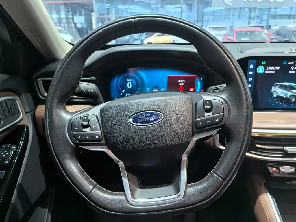 Ford Explorer 2023 из CN, фото 3