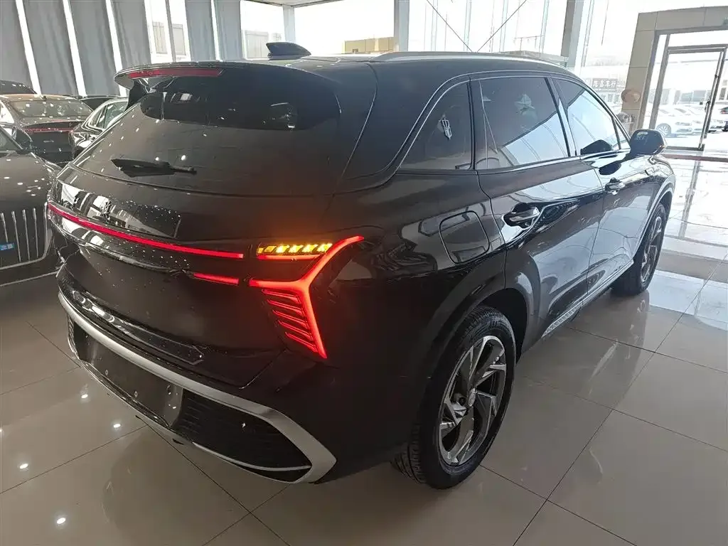 Hongqi HS3 PHEV 2024 из CN, фото 7