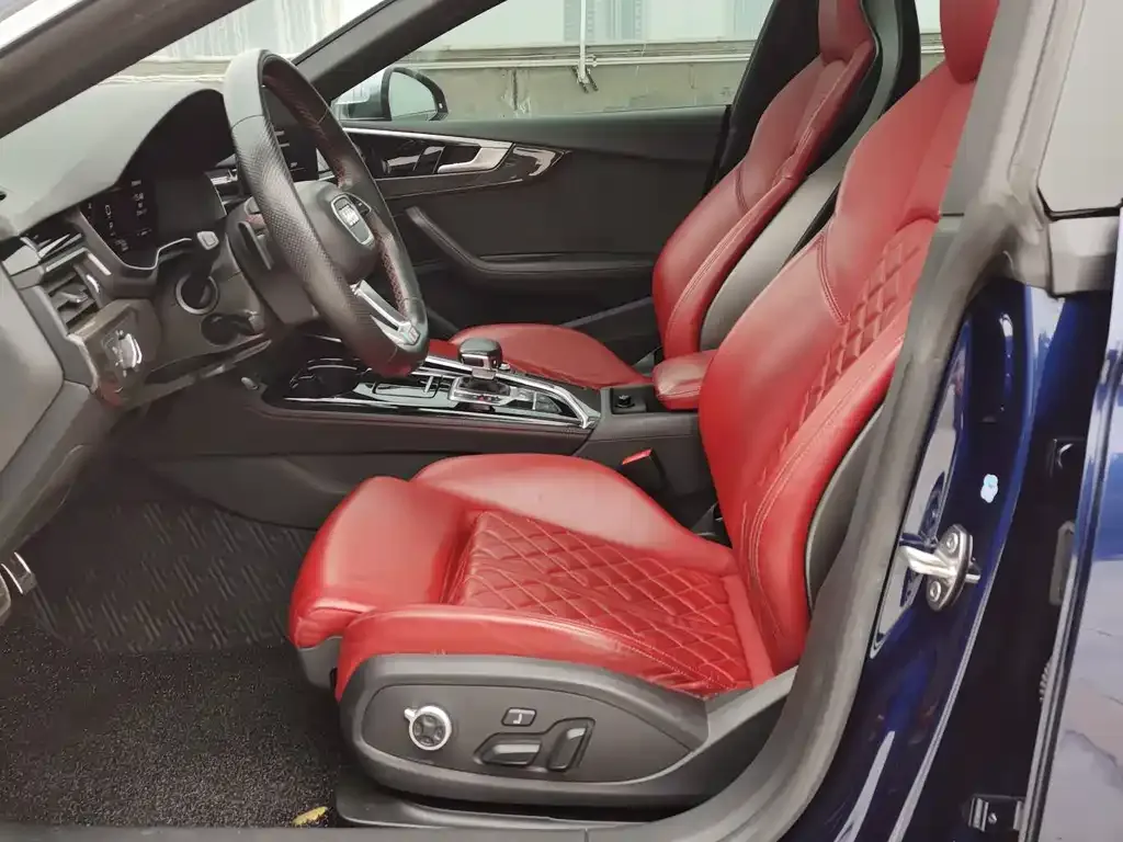 Audi S5 2021 из CN, фото 9
