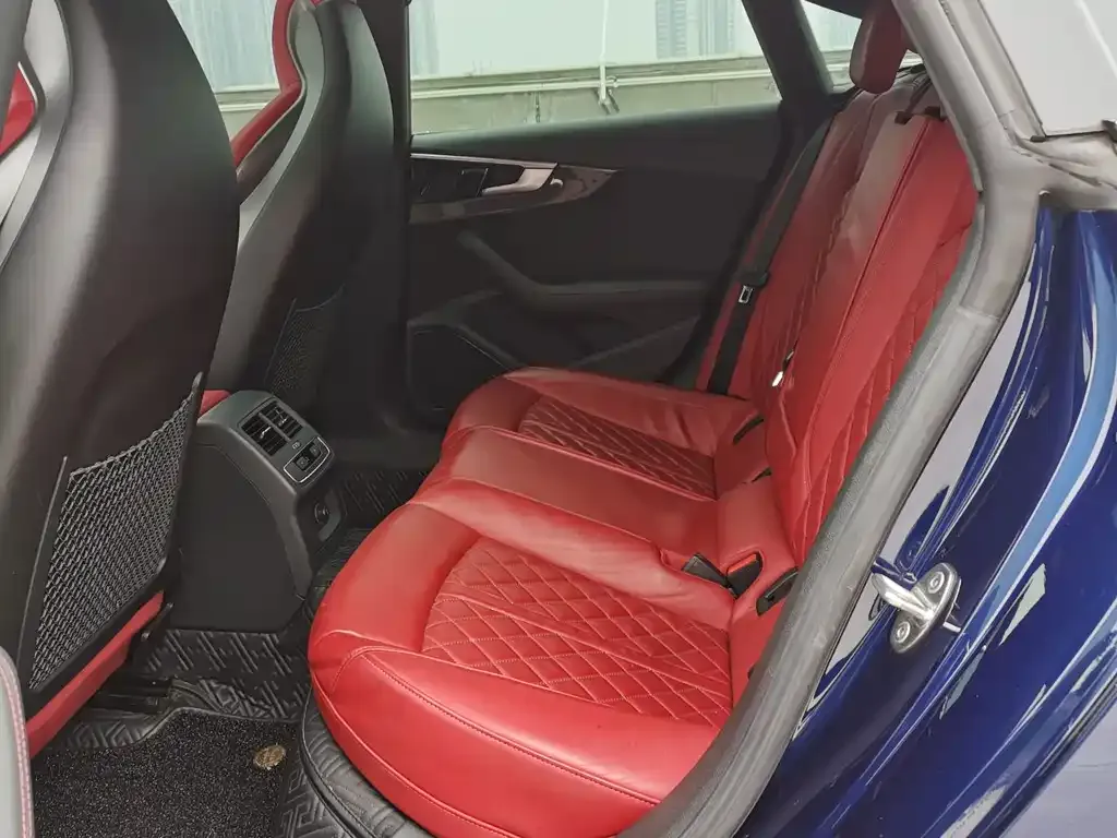 Audi S5 2021 из CN, фото 4