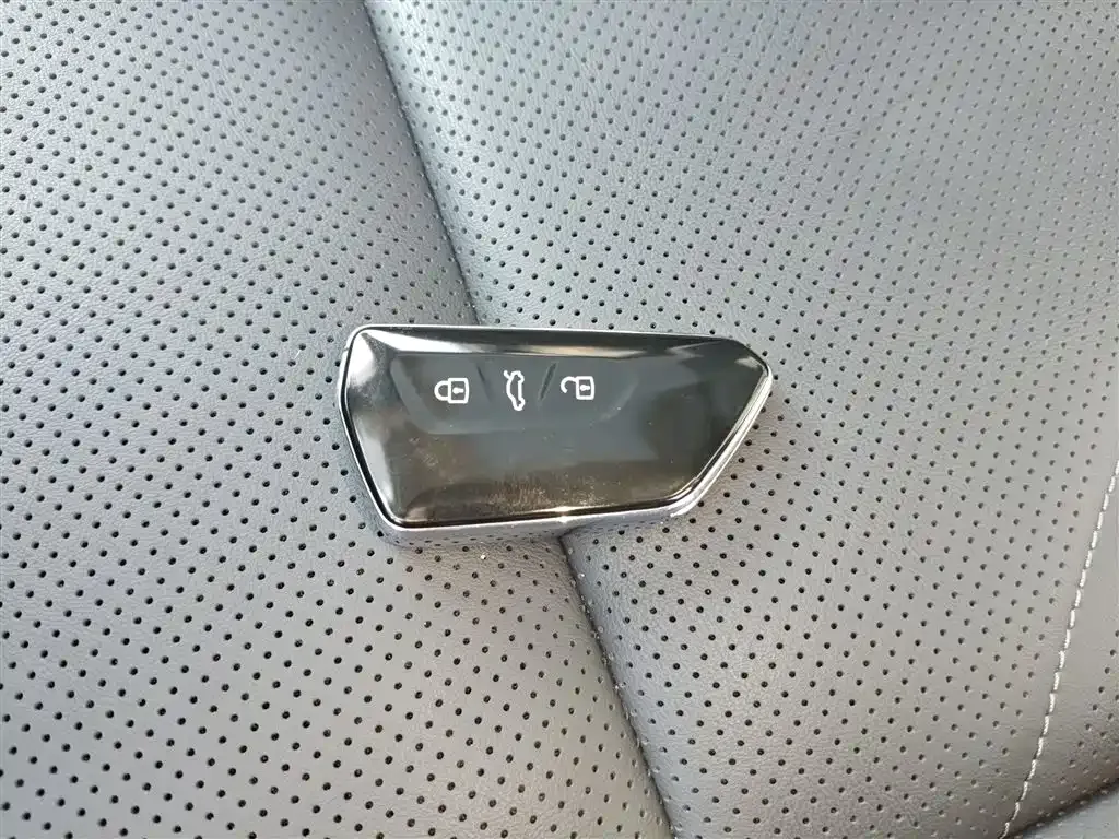 Volkswagen ID.7 VIZZION 2024 из CN, фото 10