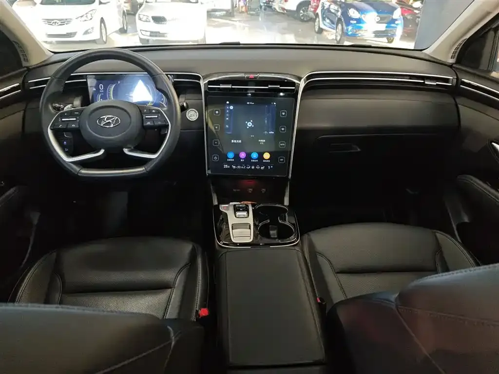 Hyundai Tucson 2022 из CN, фото 8