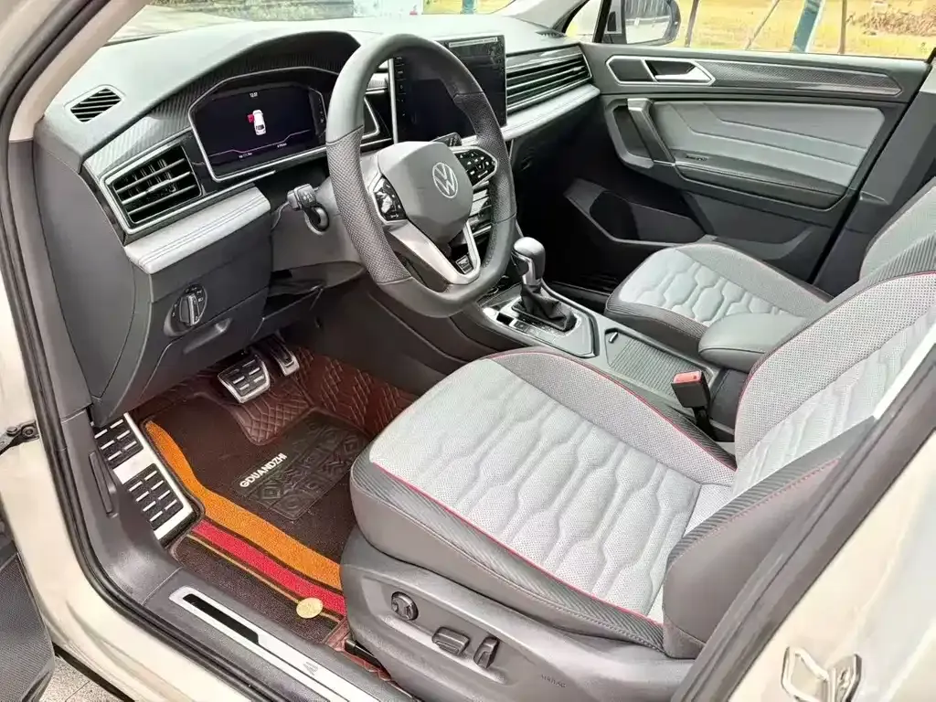 Volkswagen Tiguan L 2022 из CN, фото 6