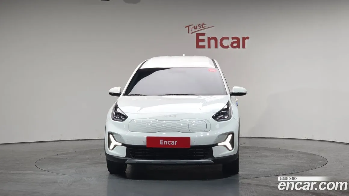 Kia Niro 2023 из KR, фото 3
