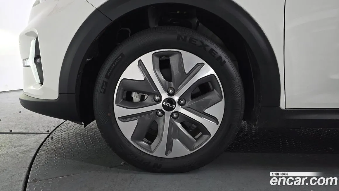 Kia Niro 2023 из KR, фото 5