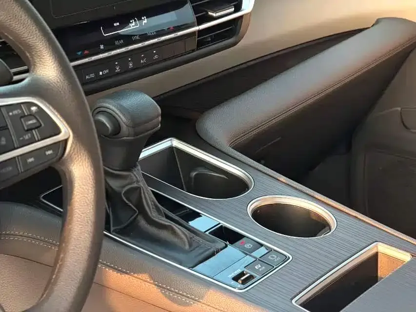 Toyota Sienna 2022 из CN, фото 6