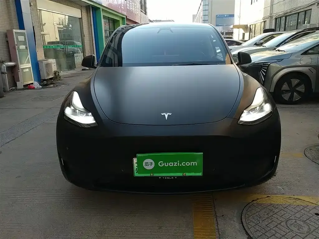 Tesla Model Y — фото 3
