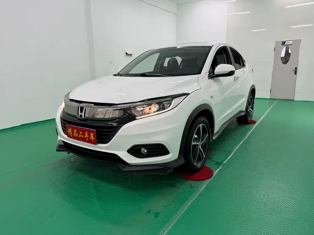 Honda Vezel — фото 1