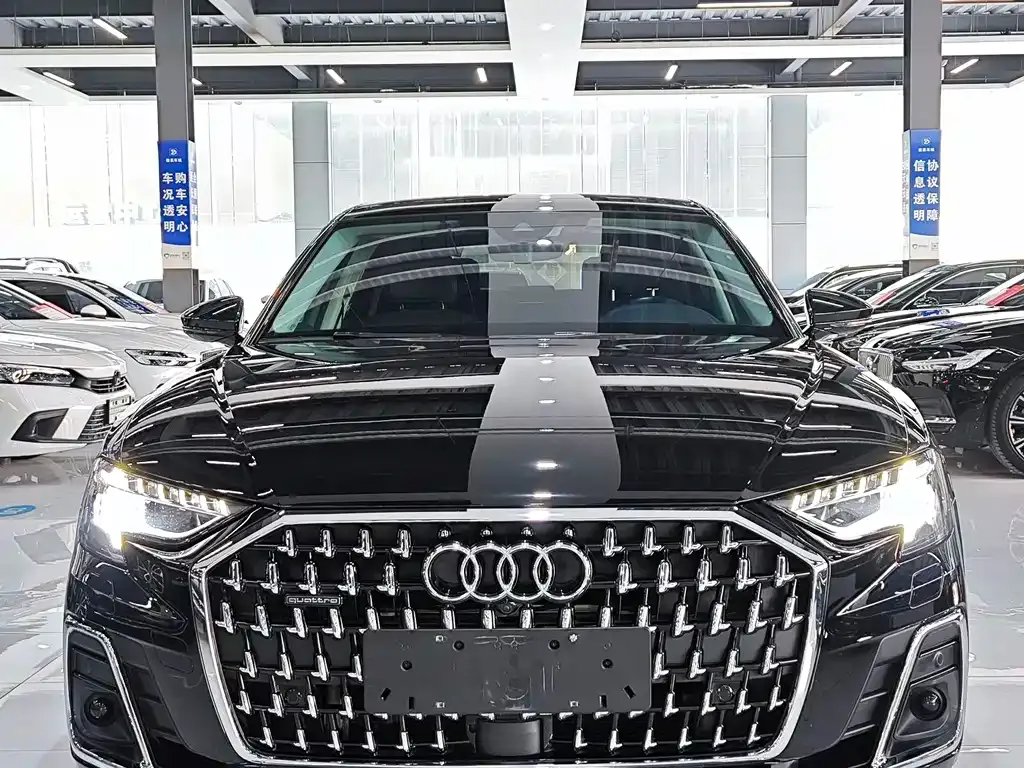 Audi A8 2024 из CN, фото 8