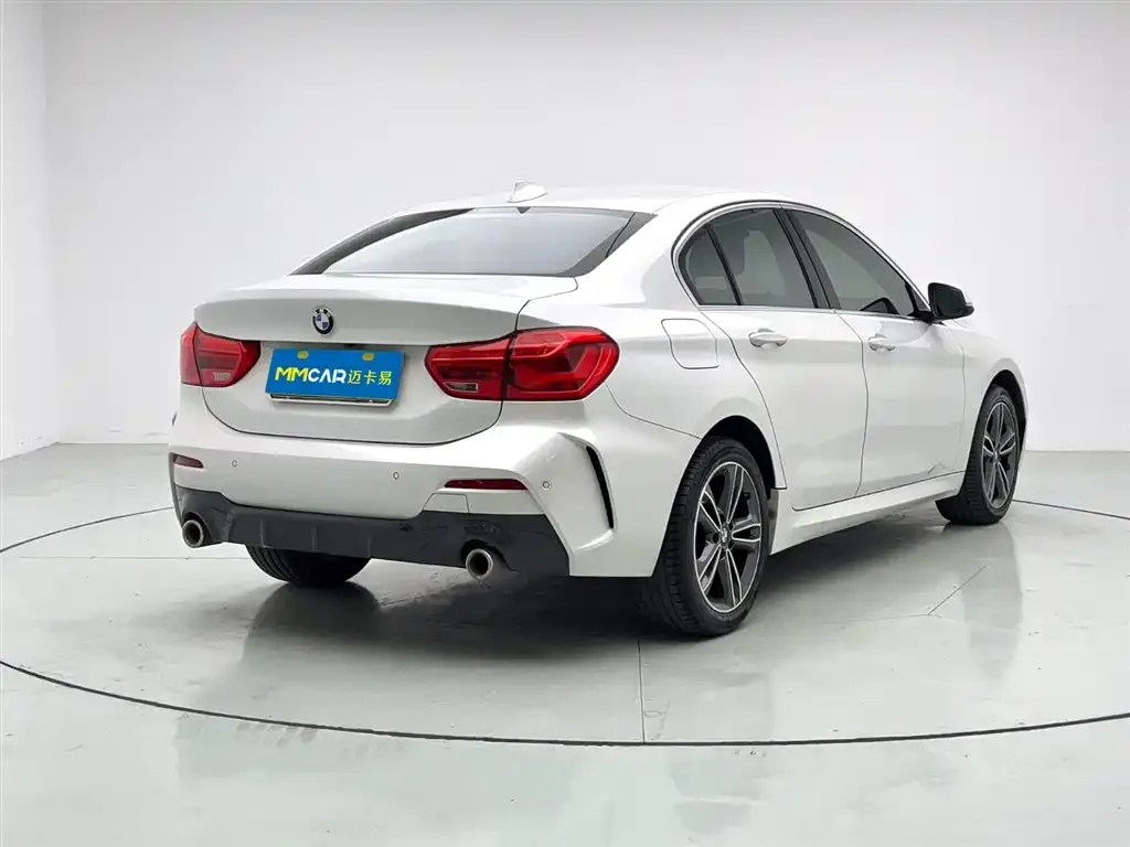 BMW 1 Series 2021 из CN, фото 10