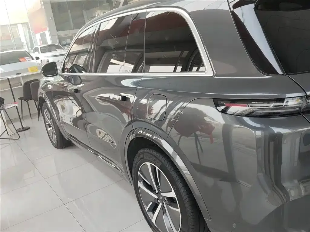 Li Auto L8 2024 из CN, фото 6