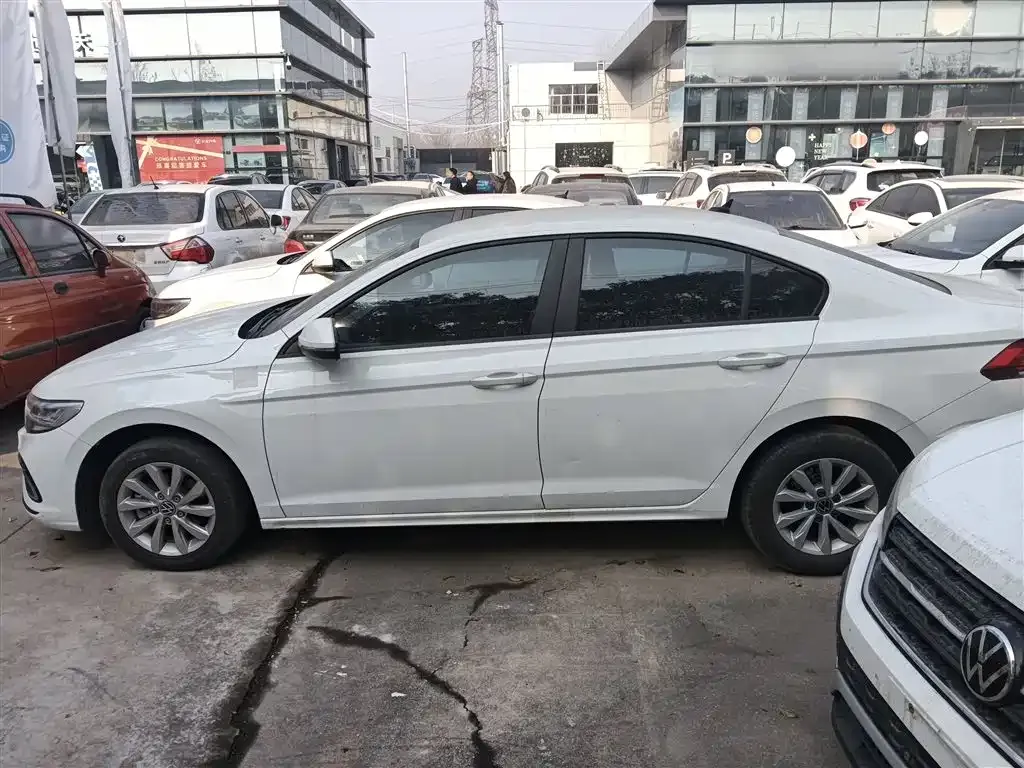 Volkswagen Bora 2024 из CN, фото 8