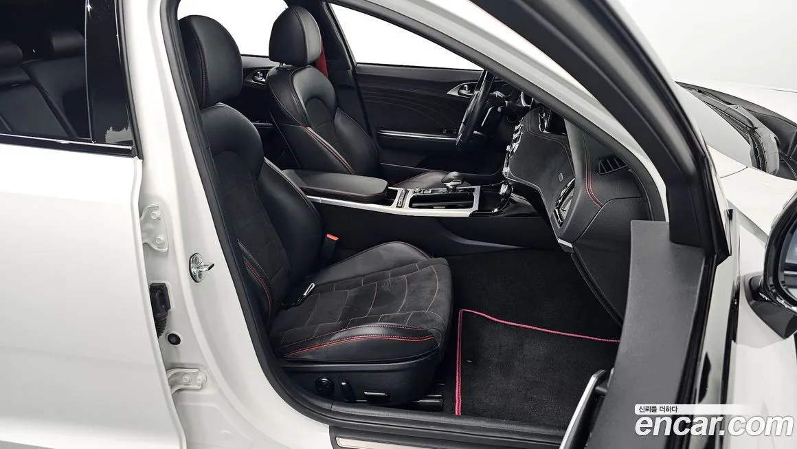 Kia Stinger 2023 из KR, фото 9