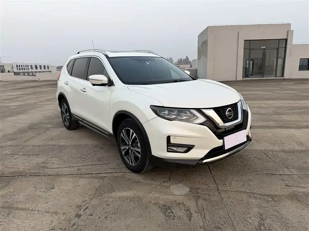 Nissan X-Trail 2023 из CN, фото 3