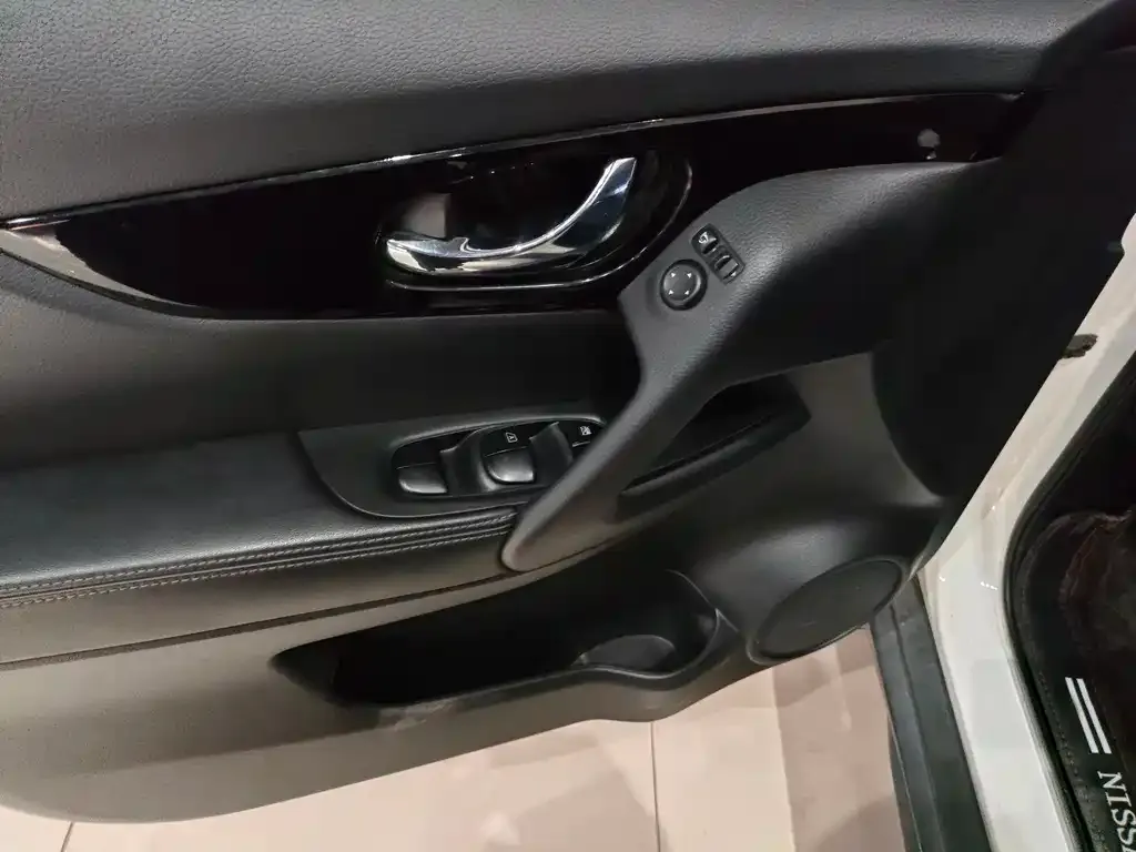 Nissan X-Trail 2021 из CN, фото 7