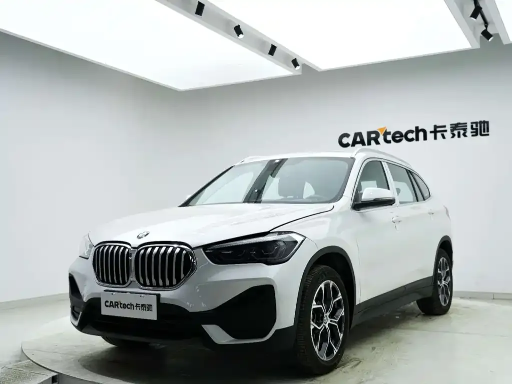 BMW X1 2022 из CN, фото 10